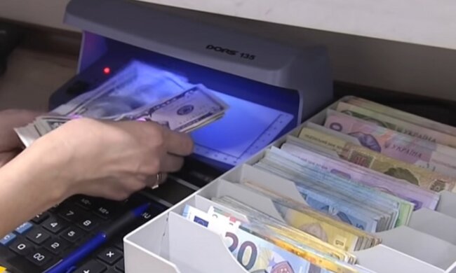 Иностранная валюта. Фото: скриншот YouTube-видео