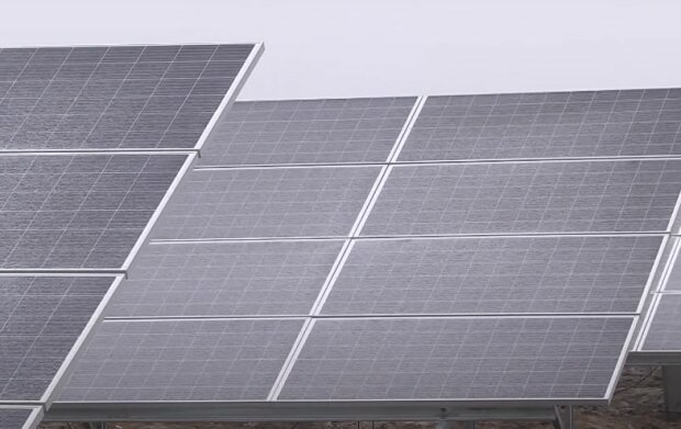 Солнечные батареи. Фото: 34 телеканал, скрин