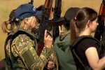 Женщины в ВСУ. Фото: скриншот YouTube-видео