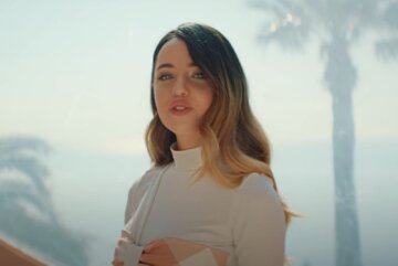 Надя Дорофеева. Фото: скриншот Youtube