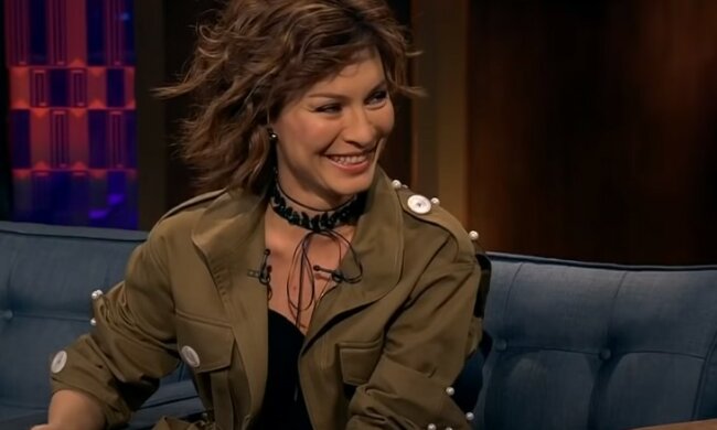 Елена Подкаминская. Фото: Вечерний Ургант, скрин