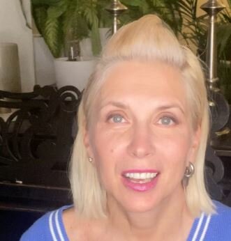 Алена Свиридова. Фото: скриншот YouTube.