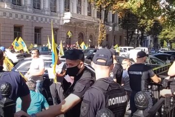 Митинг в Украине. Фото: YouTube, скрин