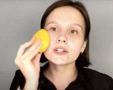 снятие макияжа, скриншот из YouTube