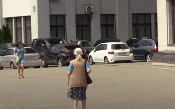 Пенсионерка. Фото: скриншот YouTube-видео