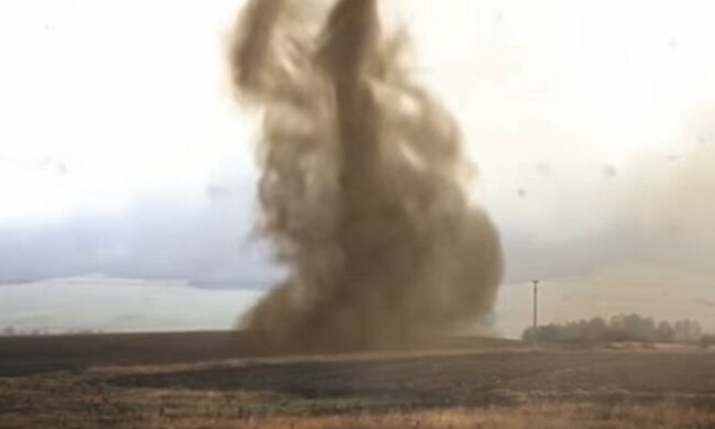 Смерч. Фото: скрин youtube