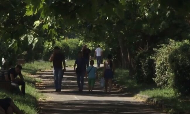 Погода в Україні влітку. Фото: скріншот YouTube-відео