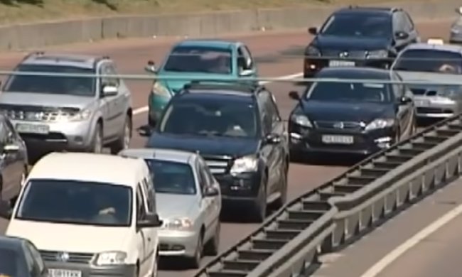 На дорогах Украины заработает 250 камер, скриншот YouTube