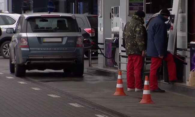 АЗС. Фото: YouTube, скрин