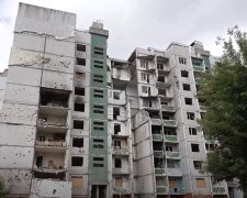 Поврежденный дом от российской атаки. Фото: скриншот YouTube-видео