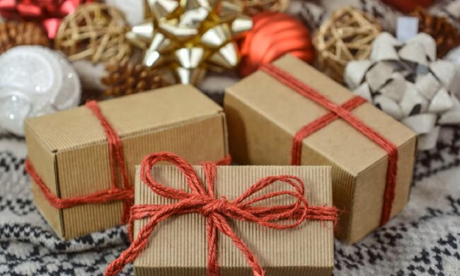 Новорічний подарунок. Фото: YouTube