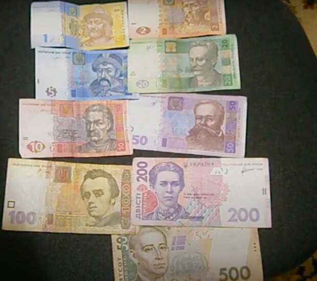 Через месяц это будут уже не деньги: НБУ выводит банкноты - названы даты и номинал от которых нужно избавиться