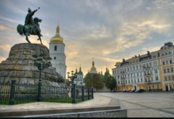 Небо станет хмурым, повеет осенью: какой будет погода 12 августа в Киеве