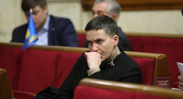 Савченко вляпалась в скандал. Обозвала начальника Генштаба, а потом извинилась