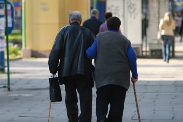 Украинцев ждут перемены в пенсионной системе. Фото: скрин youtube