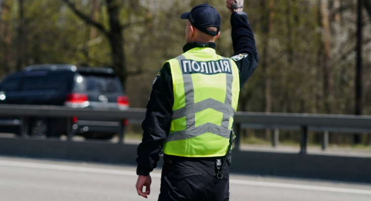 Водіїв попередили про порушення правил дорожнього руху - випишуть штраф на 5100 грн