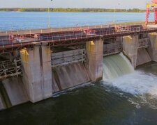 Пекельні руйнування: орки вдарили по водосховищу, знищили дамбу та важливий міст