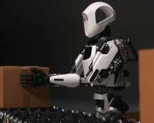 В Украине тестируют человекоподобных боевых роботов на фронте