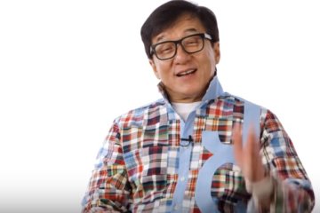 "Я готов на все": Джеки Чан посулил миллион тому, кто изобретет лекарство от коронавируса