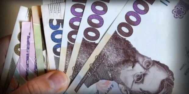 Відразу 2680 грн на місяць: українцям перерахували січневі пенсії – кому плакати, а кому радіти
