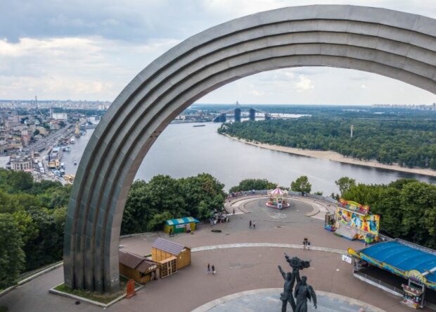 В Киеве закрывают популярне места отдыха: можно забыть до следующего лета