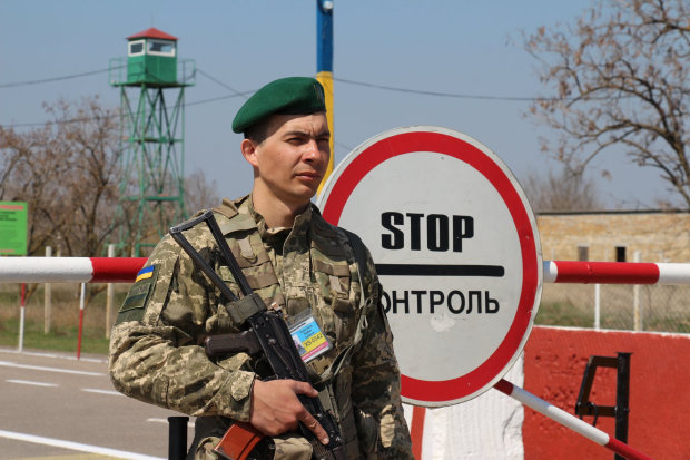 На украинской границе введен спецрежим. СБУ опасается удара РФ