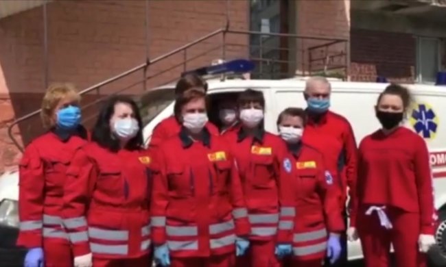 Украинские медики протестуют из-за низких зарплат. Фото: скрин youtube