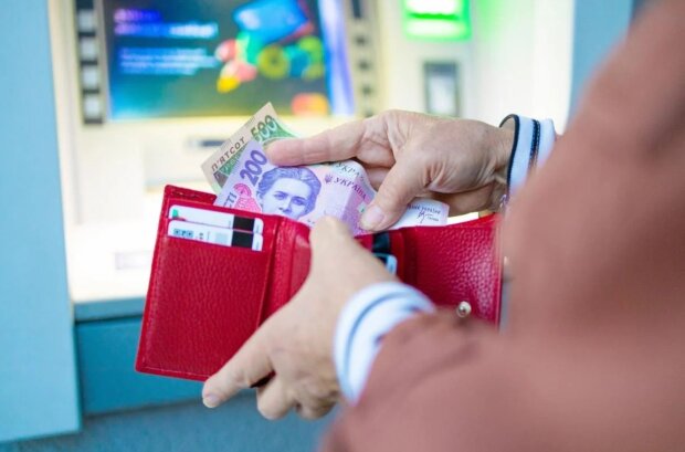 Пенсії, доплати, українці, виплати. Фото: Telegram