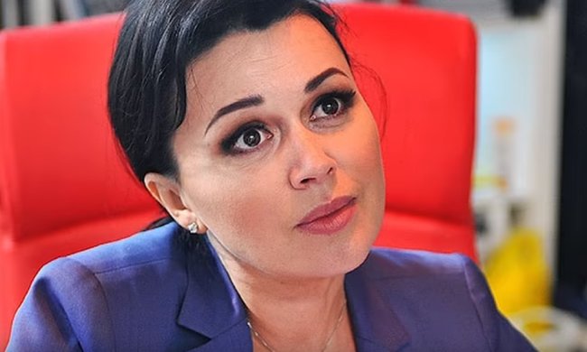 Анастасии Заворотнюк осталось недолго, фото: скриншот с YouTube