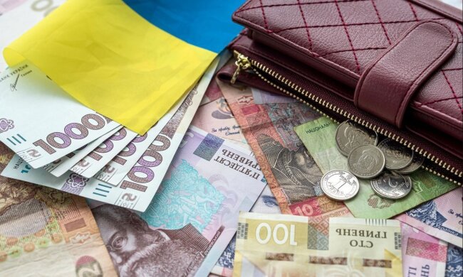 Держслужбовці, зарплати, розмір виплат. Фото: Telegram