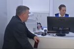 Оформлення документів. Фото: скріншот YouTube-відео