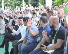 Недостойные в списке "Слуги народа": у Зеленского сделали громкое заявление