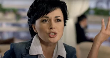 Анастасия Заворотнюк. Фото: скриншот YouTube-видео