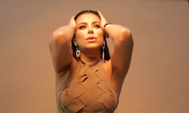 Ани Лорак. Фото: YouTube, скрин