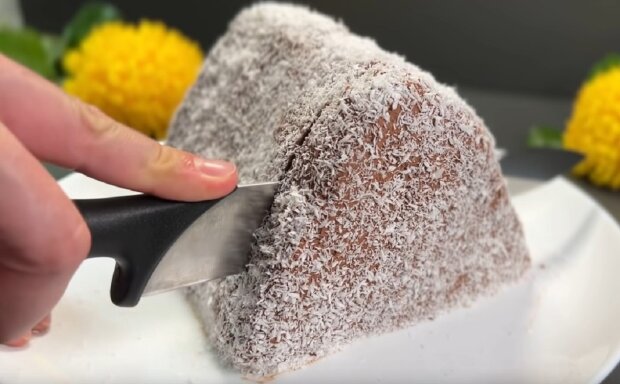Торт без випічки до свят. Фото: скріншот Youtube