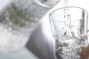 Вода. Фото: youtube.com