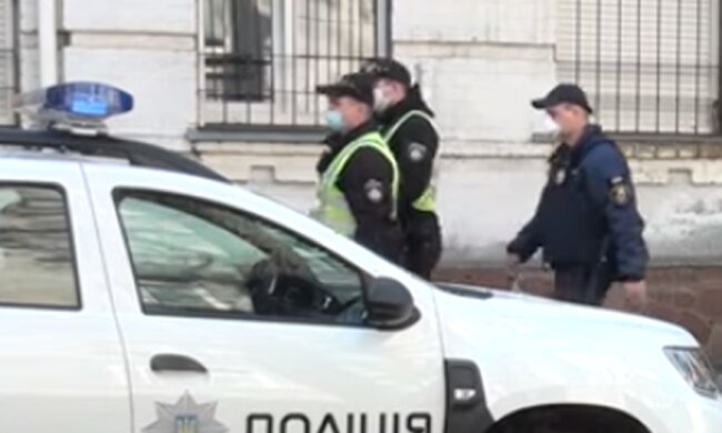 Полицейские. Фото: скриншот YouTube-видео