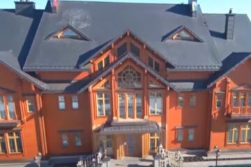 Его заставили: у Зеленского рассказали, почему он переехал на госдачу