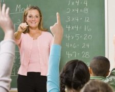Повышение зарплат учителям: в Министерстве образования задумались, где брать средства