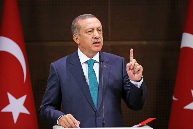 Эрдоган дал Зеленскому громкий ответ: если будете браслеты надевать, то на руках места не останется. Видео