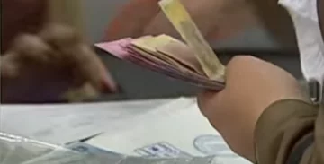 Деньги за оплату "коммуналки" вернут: названо условие. Фото: скриншот YouTube