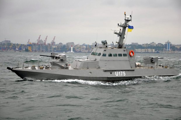 В Одессе на борту военного катера погиб матрос