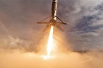Илон Маск вывел на орбиту рекордное количество спутников