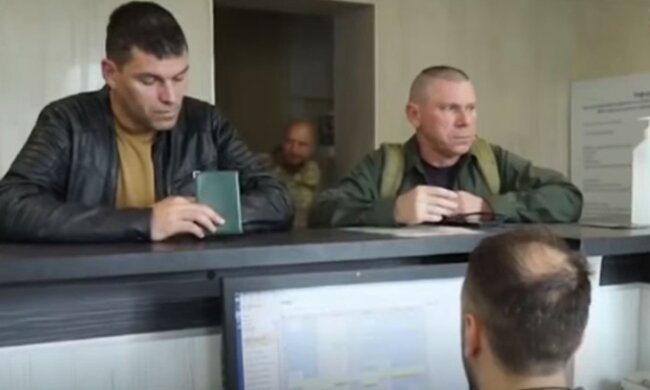 ТЦК выписывают по 9 штрафов на человека - суммы и количество производств