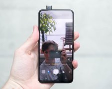 Xiaomi и Oppo оснастили скрытыми камерами: показали фото новых телефонов