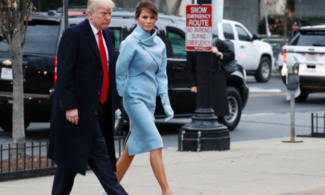 Жена Трампа обиделась на свой родной город – ей поставили там уродливый памятник