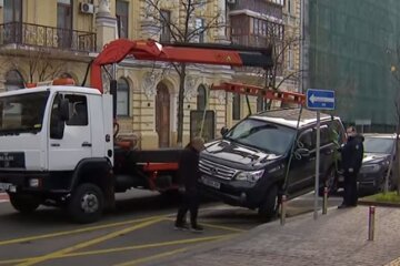 Эвакуатор. Фото: скриншот YouTube-видео