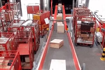 Как получить посылку еще быстрее: Новая почта поделилась лайфхаком