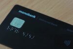 ПриватБанк та monobank серйозно підвищили тарифи на свої послуги: скільки переплатять клієнти