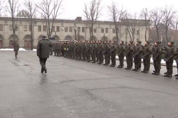 Военные. Фото: скриншот YouTube-видео